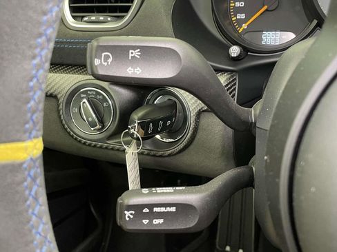 Certified 2025 Porsche 718 Cayman GT4 RS RWD image 35