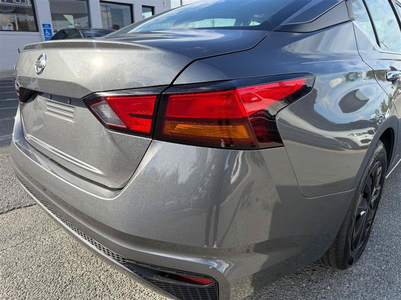 Used 2019 Nissan Altima 2.5 S FWD image 23