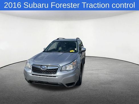 Used 2016 Subaru Forester 2.5i Premium w/ All-Weather Package AWD/4WD image 13