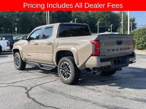 Used 2026 Toyota Tacoma TRD Sport AWD/4WD image 3