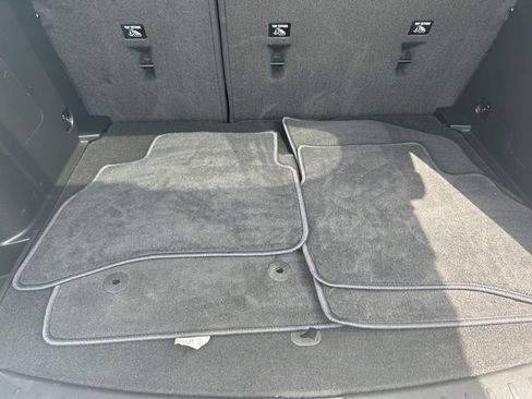Used 2024 Chevrolet TrailBlazer LT w/ Convenience Package AWD/4WD image 11