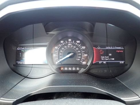 Used 2019 Ford Edge Titanium w/ Equipment Group 301A AWD/4WD image 16