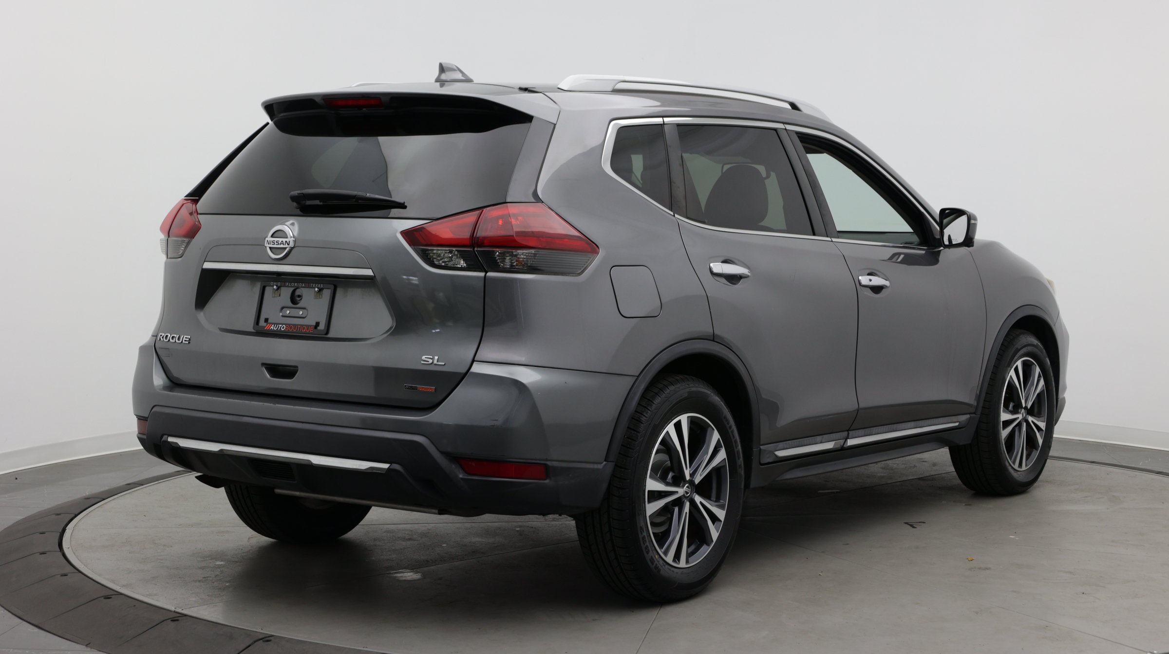 Used 2018 Nissan Rogue SL FWD image 7