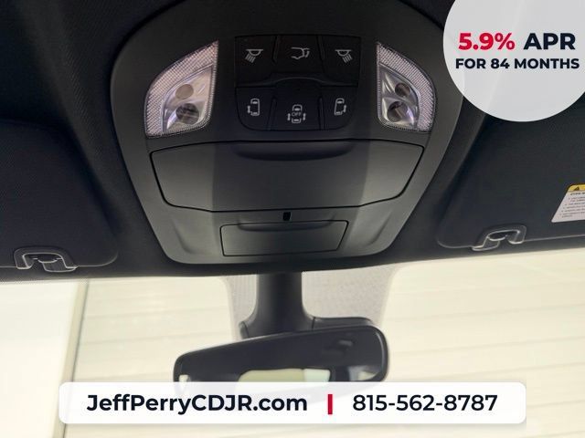 New 2027 Chrysler Pacifica Select AWD/4WD image 20