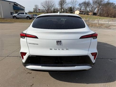 New 2026 Buick Envista Sport Touring image 4