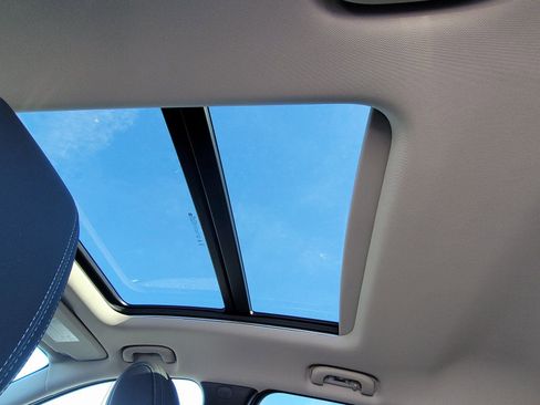 New 2026 Buick Encore GX Avenir w/ Avenir Technology Package image 9