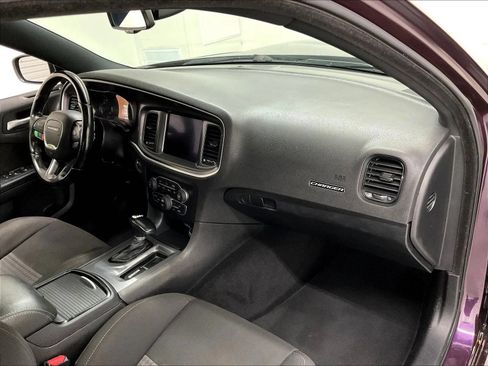 Used 2020 Dodge Charger R/T w/ Blacktop Package RWD image 11