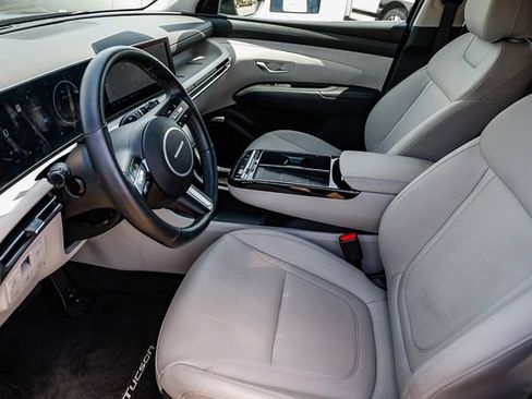 Used 2025 Hyundai Tucson SEL AWD/4WD image 23