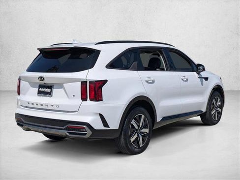 Used 2021 Kia Sorento S w/ Panoramic Sunroof Package image 5
