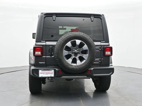 Used 2021 Jeep Wrangler Unlimited Sahara AWD/4WD image 7
