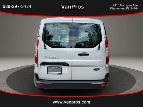 Used 2023 Ford Transit Connect XLT image 4