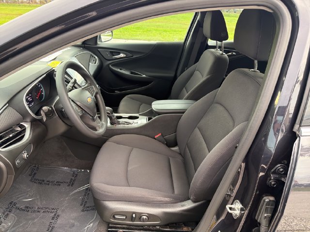 Used 2023 Chevrolet Malibu LT FWD image 11