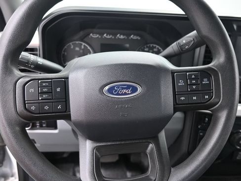 Used 2024 Ford F350 XL AWD/4WD image 13