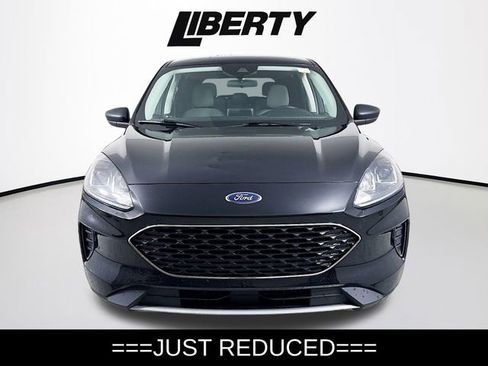 Certified 2022 Ford Escape SE w/ Cold Weather Package image 2