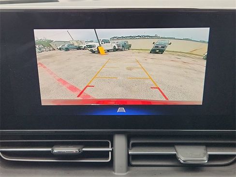 Used 2024 Chevrolet Trax ACTIV w/ Sunroof Package image 14