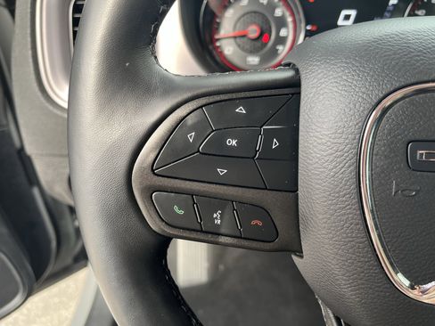 Used 2023 Dodge Charger SXT w/ Blacktop Package image 18