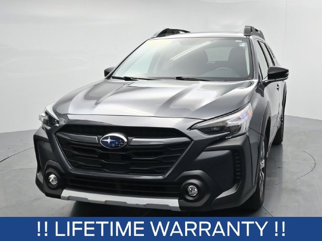 Used 2025 Subaru Outback Limited AWD/4WD image 3