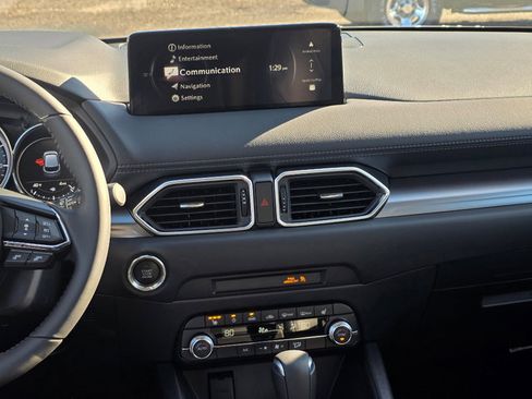 New 2025 MAZDA CX-5 AWD 2.5 S w/ Preferred Package image 3