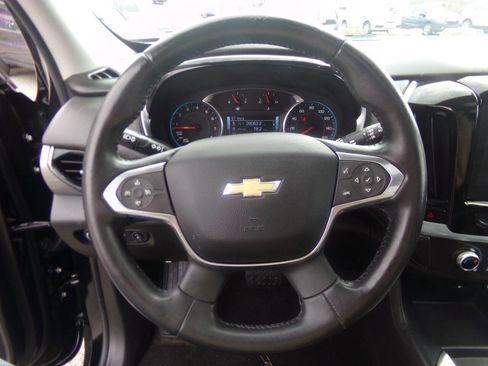 Used 2018 Chevrolet Traverse LT image 15