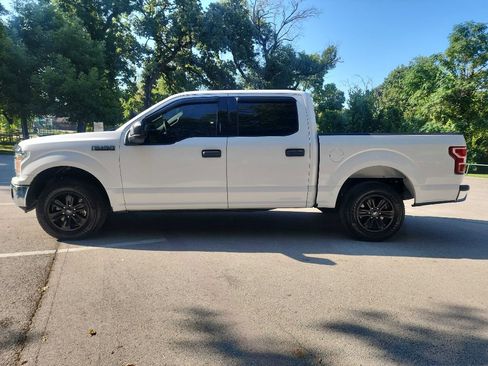 Used 2020 Ford F150 XLT image 4