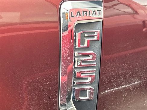 Certified 2017 Ford F250 Lariat w/ Lariat Ultimate Package image 8
