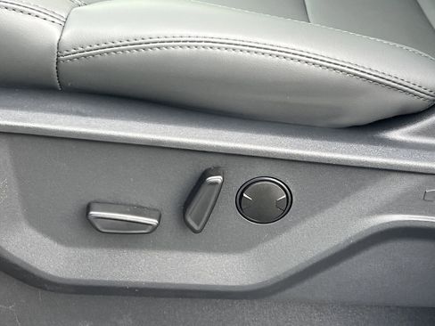 New 2026 Ford Expedition Max Active image 16