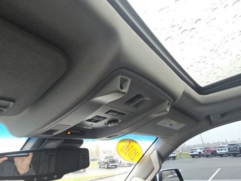 Used 2016 Cadillac Escalade Luxury image 53