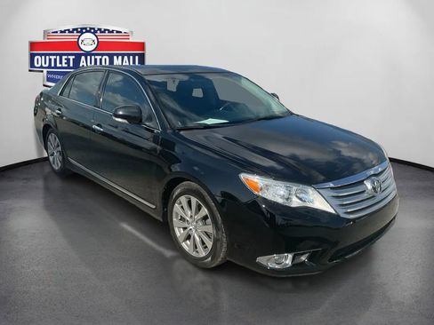 Used 2012 Toyota Avalon Limited image 1