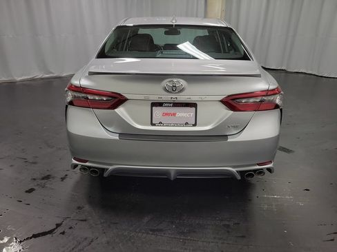 Used 2024 Toyota Camry XSE FWD image 7