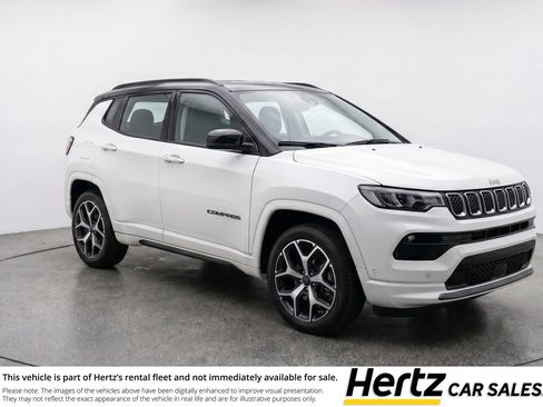 Used 2025 Jeep Compass Limited AWD/4WD image 1
