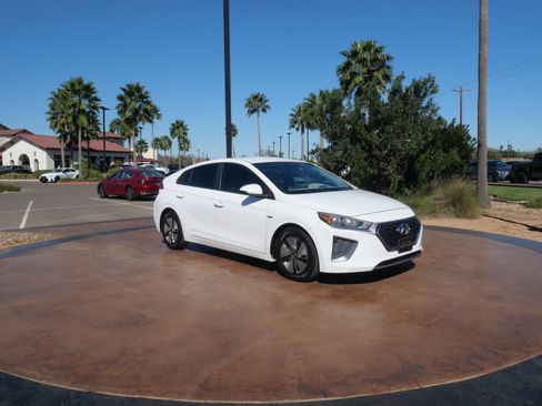 Used 2020 Hyundai Ioniq Blue image 1