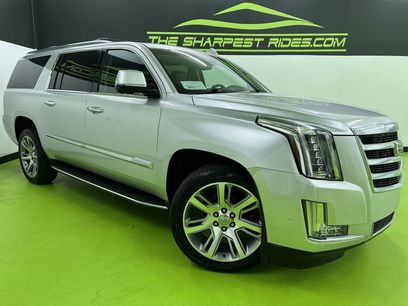 Used 2017 Cadillac Escalade ESV Luxury