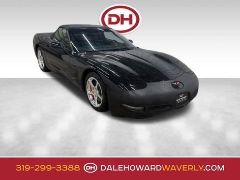 Used 2004 Chevrolet Corvette Convertible w/ Preferred Equipment Group RWD image 1