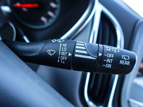 Used 2024 Chevrolet Equinox LT image 24