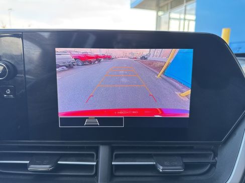 Used 2024 Chevrolet Trax RS w/ Driver Confidence Package image 22