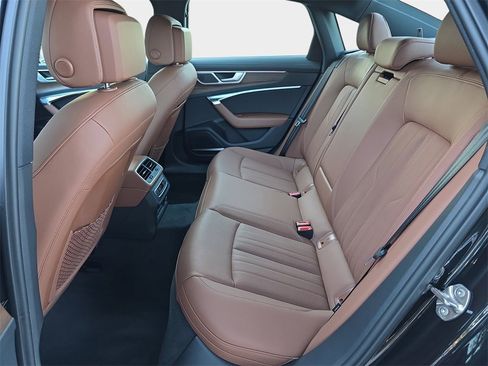 Certified 2025 Audi A6 3.0T Premium w/ Convenience Plus Package image 10