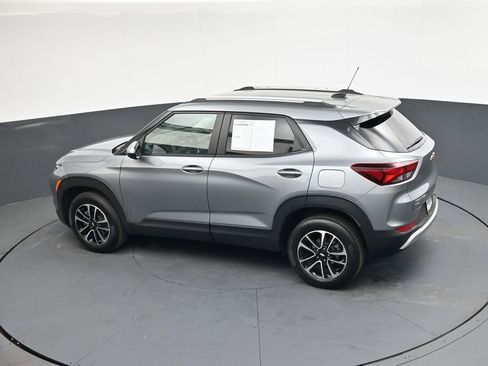 Used 2025 Chevrolet TrailBlazer LT image 29