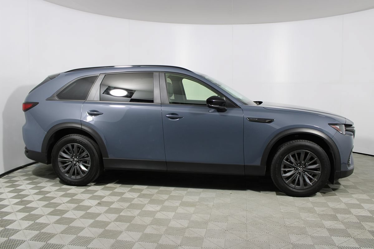 Used 2025 MAZDA CX-70 3.3 Turbo w/ Preferred Package AWD/4WD image 37