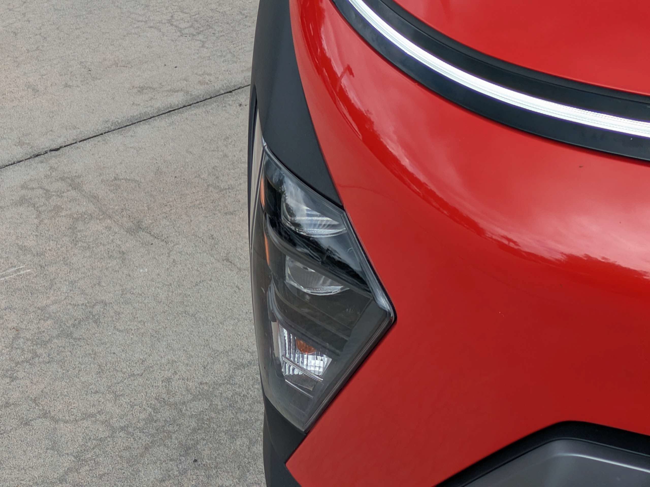 Used 2024 Hyundai Kona SEL FWD image 7