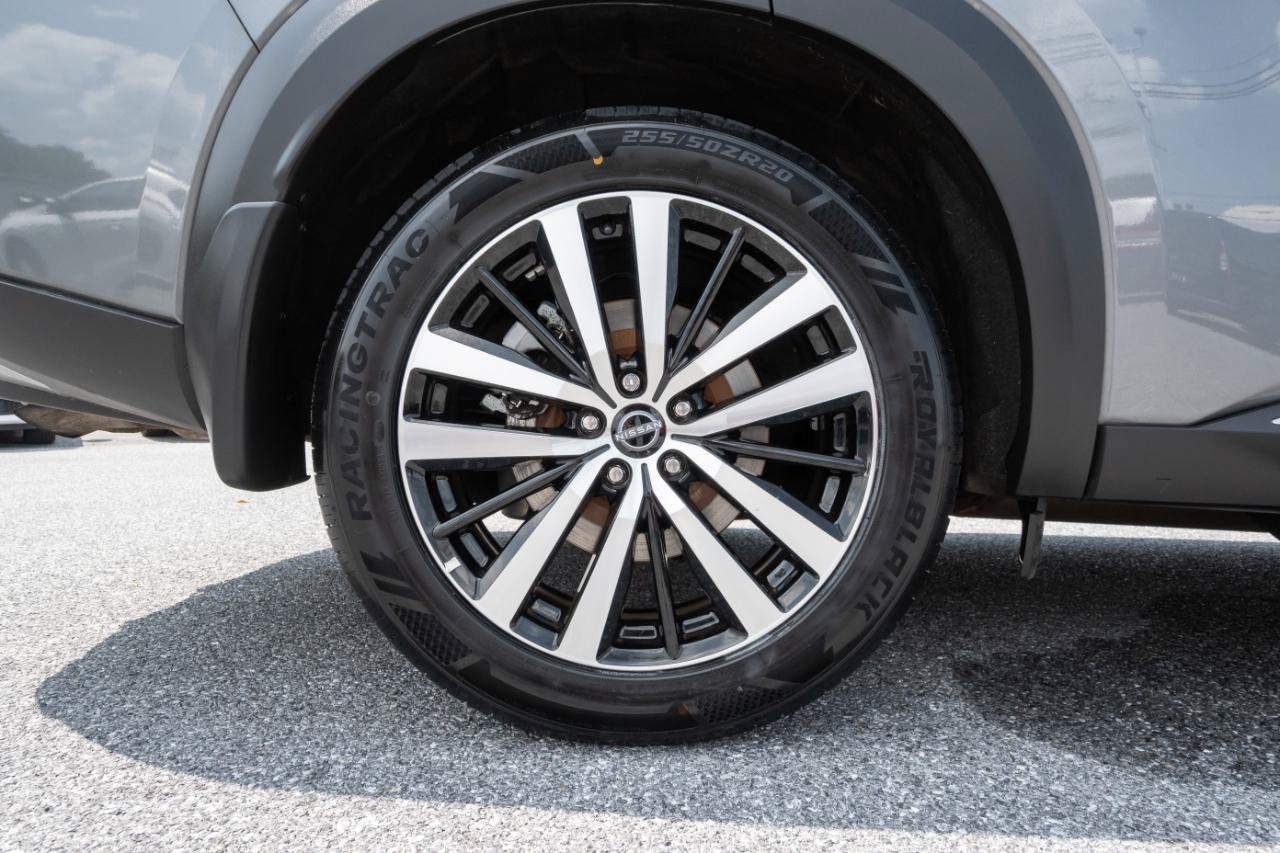 Used 2023 Nissan Pathfinder Platinum AWD/4WD image 38