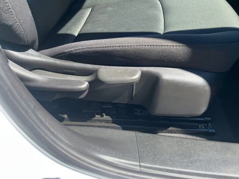 Used 2021 Chevrolet Malibu RS image 25