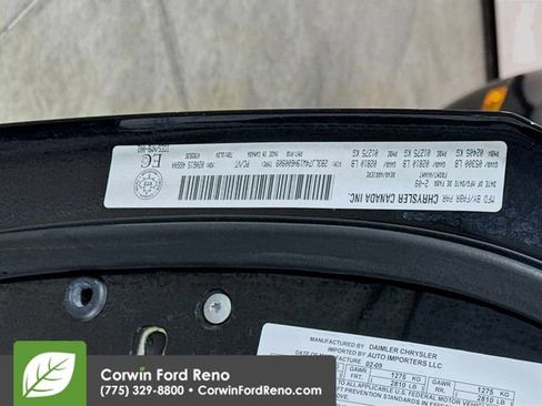 Used 2009 Dodge Challenger SRT8 image 32