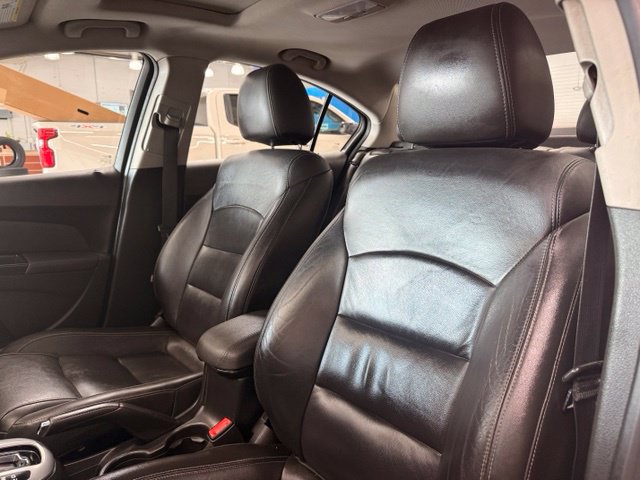 Used 2012 Chevrolet Cruze LT FWD image 8