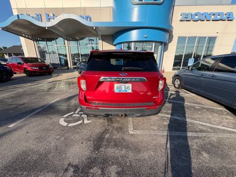 Used 2020 Ford Explorer XLT w/ Comfort Package AWD/4WD image 4