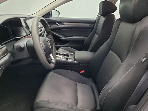 Used 2021 Honda Accord LX image 17
