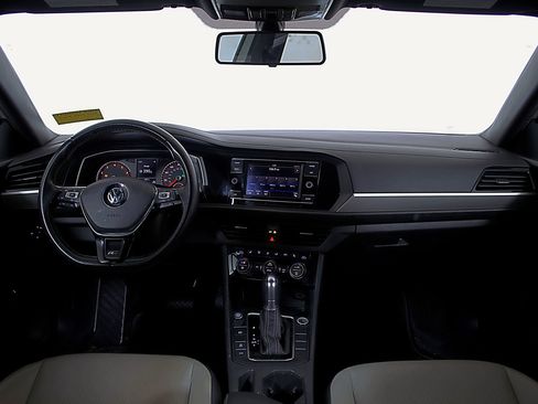 Used 2019 Volkswagen Jetta R-Line image 13