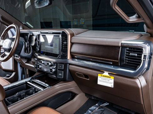 Used 2026 Ford F250 King Ranch w/ Chrome Package image 18