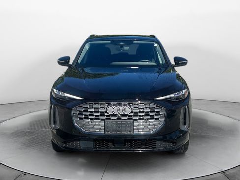 Used 2026 Audi Q5 Premium Plus AWD/4WD image 2