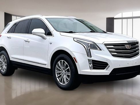 Used 2017 Cadillac XT5 Luxury image 10