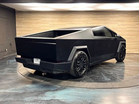 Used 2024 Tesla Cybertruck Cyberbeast image 22